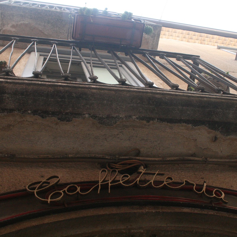 Un'antica caffetteria a Nusco